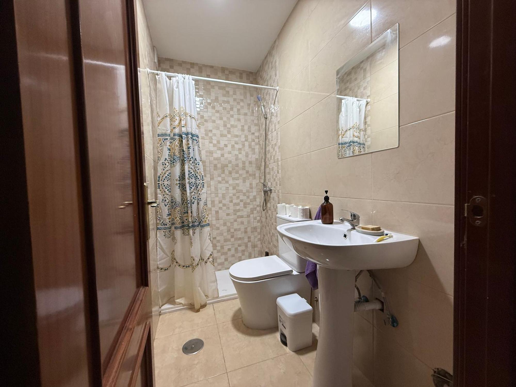 Hostal Apartamentos Playa Del Palo — Photos 2